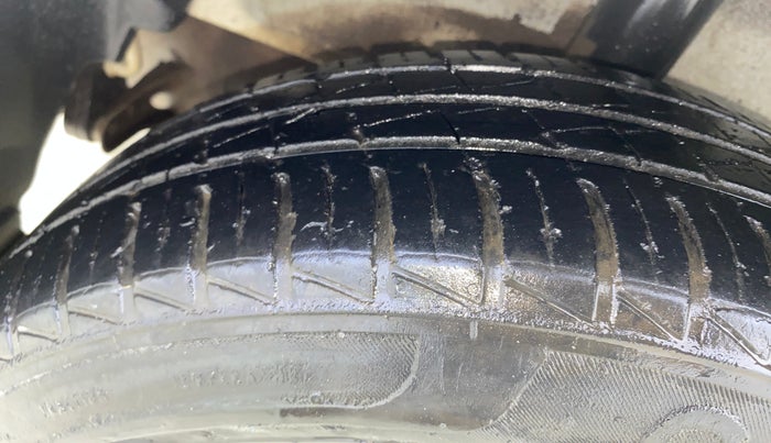 2021 Hyundai GRAND I10 NIOS SPORTZ 1.2 KAPPA VTVT CNG, CNG, Manual, 78,986 km, Right Rear Tyre Tread