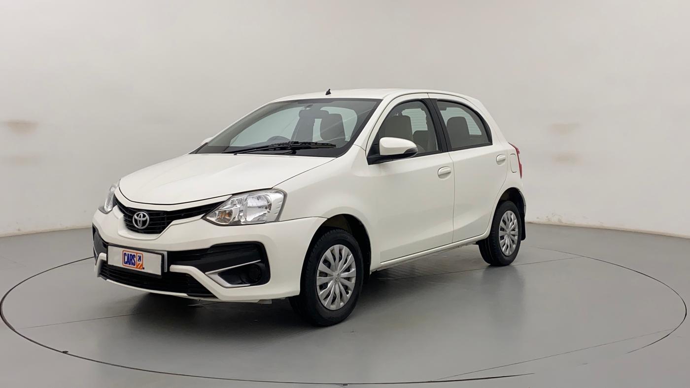 2017 Toyota Etios Liva V, Petrol, Manual, 37,402 km, Left Front Diagonal (45- Degree) View