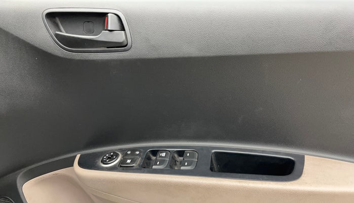 2019 Hyundai Grand i10 MAGNA 1.2 KAPPA VTVT, CNG, Manual, 51,029 km, Driver Side Door Panels Control