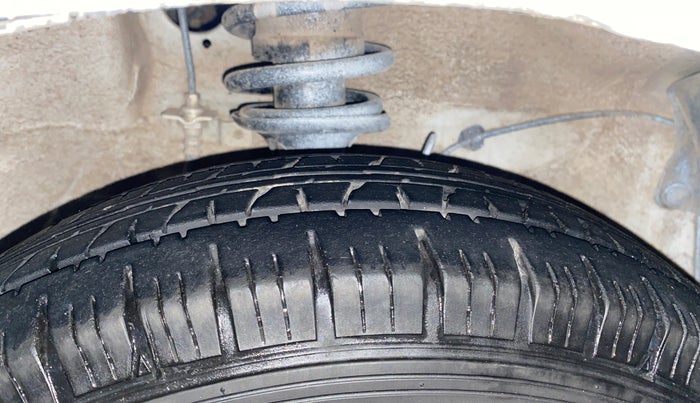 2020 Maruti Alto LXI, Petrol, Manual, 32,553 km, Right Front Tyre Tread