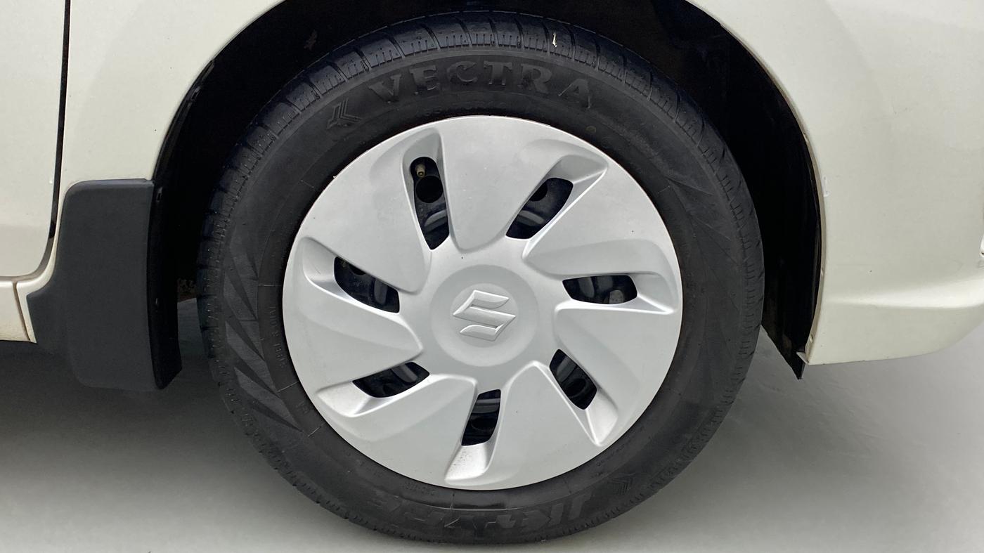 2019 Maruti Celerio VXI CNG OPT, CNG, Manual, 28,154 km, Right Front Wheel