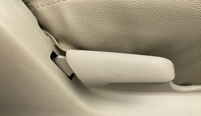 2019 Maruti Celerio VXI CNG OPT, CNG, Manual, 28,154 km, Driver Side Adjustment Panel