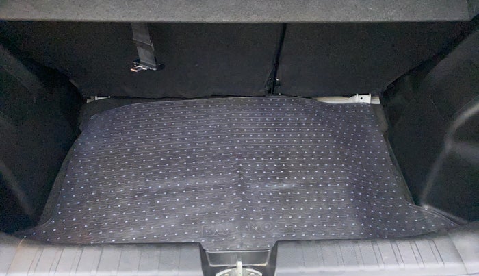 2021 Maruti Baleno ZETA CVT PETROL 1.2, Petrol, Automatic, 14,719 km, Boot Inside