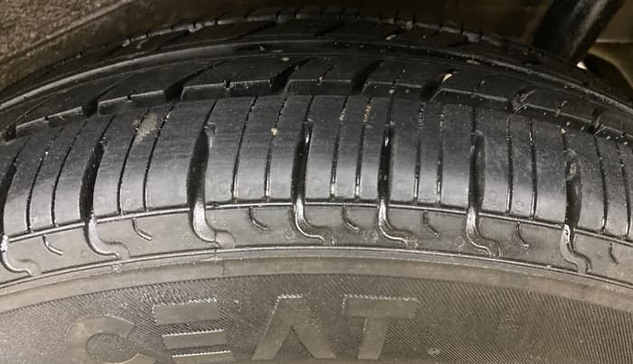 2018 Maruti Wagon R 1.0 VXI, Petrol, Manual, 39,266 km, Left Rear Tyre Tread