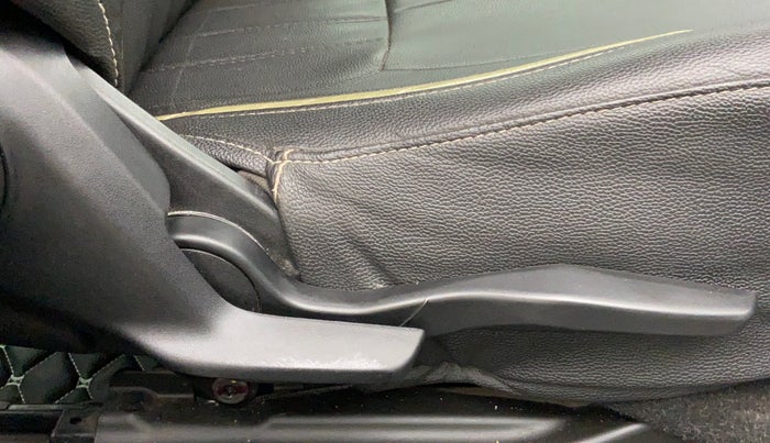 2017 Maruti Baleno ALPHA 1.2 K12, Petrol, Manual, 30,904 km, Driver Side Adjustment Panel