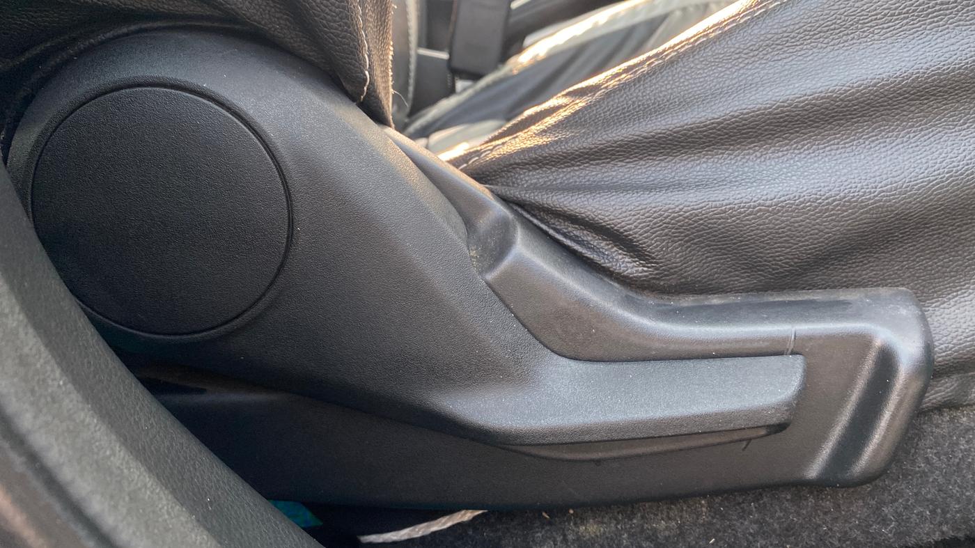 2023 Maruti Baleno DELTA PETROL 1.2, Petrol, Manual, 16,941 km, Driver Side Adjustment Panel
