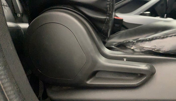 2021 Tata NEXON XMA SUNROOF PETROL, Petrol, Automatic, 93,789 km, Driver Side Adjustment Panel