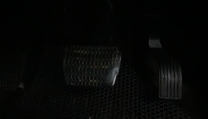 2021 Tata NEXON XMA SUNROOF PETROL, Petrol, Automatic, 93,789 km, Pedals