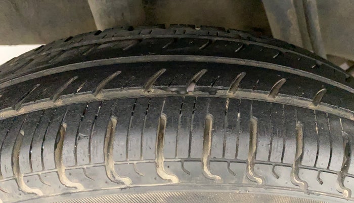 2018 Renault Kwid CLIMBER 1.0 AMT, Petrol, Automatic, 26,461 km, Right Rear Tyre Tread