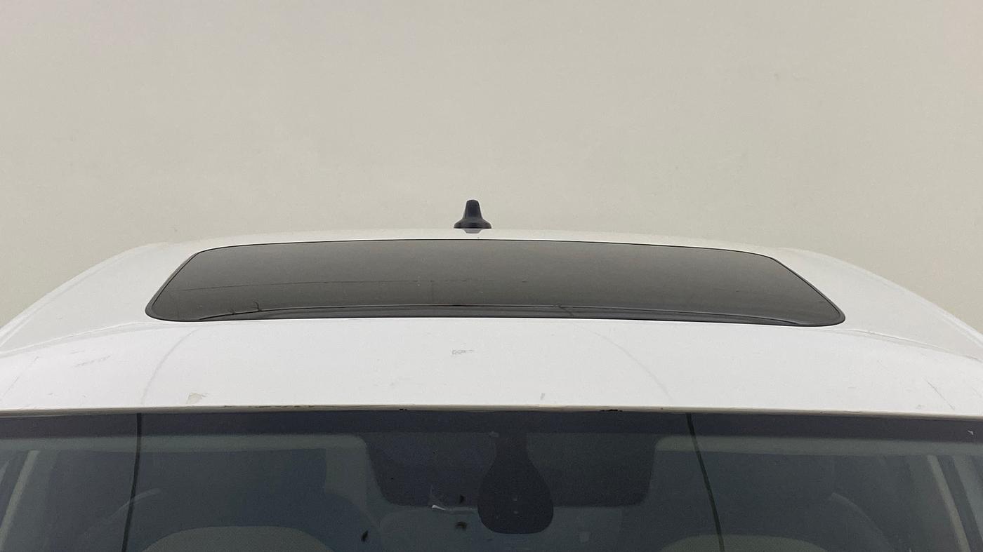 2023 Volkswagen VIRTUS TOPLINE TSI 1.0 AT, Petrol, Automatic, 76,538 km, Moonroof/ Sunroof