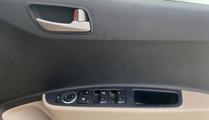 2014 Hyundai Grand i10 ASTA 1.2 KAPPA VTVT, Petrol, Manual, 23,944 km, Driver Side Door Panels Control