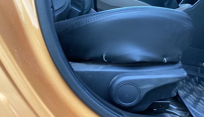 2014 Hyundai Grand i10 ASTA 1.2 KAPPA VTVT, Petrol, Manual, 23,944 km, Driver Side Adjustment Panel