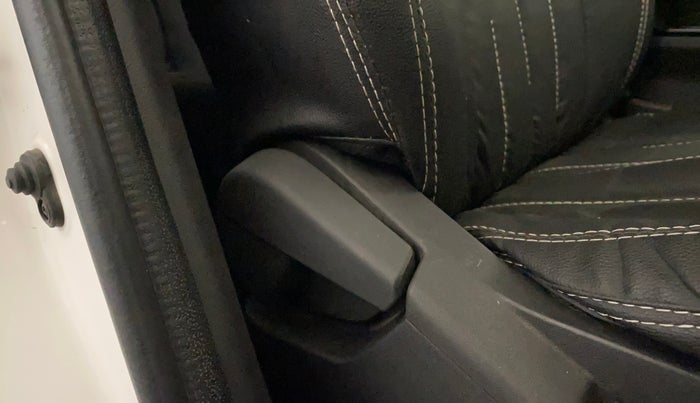 2022 Renault Kiger RXZ AMT, Petrol, Automatic, 62,283 km, Driver Side Adjustment Panel