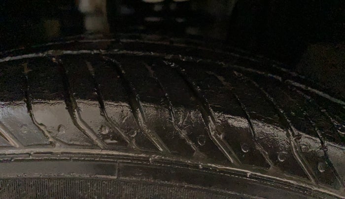 2022 Renault Kiger RXZ AMT, Petrol, Automatic, 62,283 km, Left Front Tyre Tread