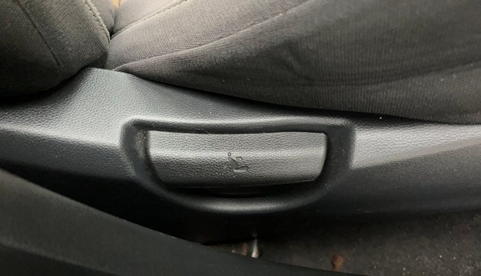 2015 Hyundai Grand i10 SPORTZ 1.2 KAPPA VTVT, Petrol, Manual, 54,303 km, Driver Side Adjustment Panel