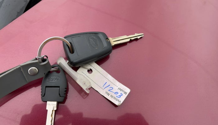 2015 Hyundai Grand i10 SPORTZ 1.2 KAPPA VTVT, Petrol, Manual, 54,303 km, Key Close Up