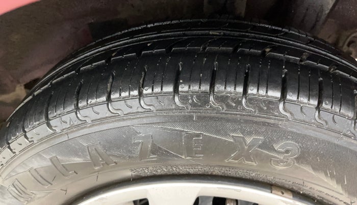 2015 Hyundai Grand i10 SPORTZ 1.2 KAPPA VTVT, Petrol, Manual, 54,303 km, Left Rear Tyre Tread