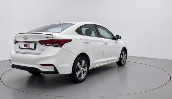 2017 Hyundai Verna 1.6 CRDI SX + AT, Diesel, Automatic, 51,751 km, Right Back Diagonal