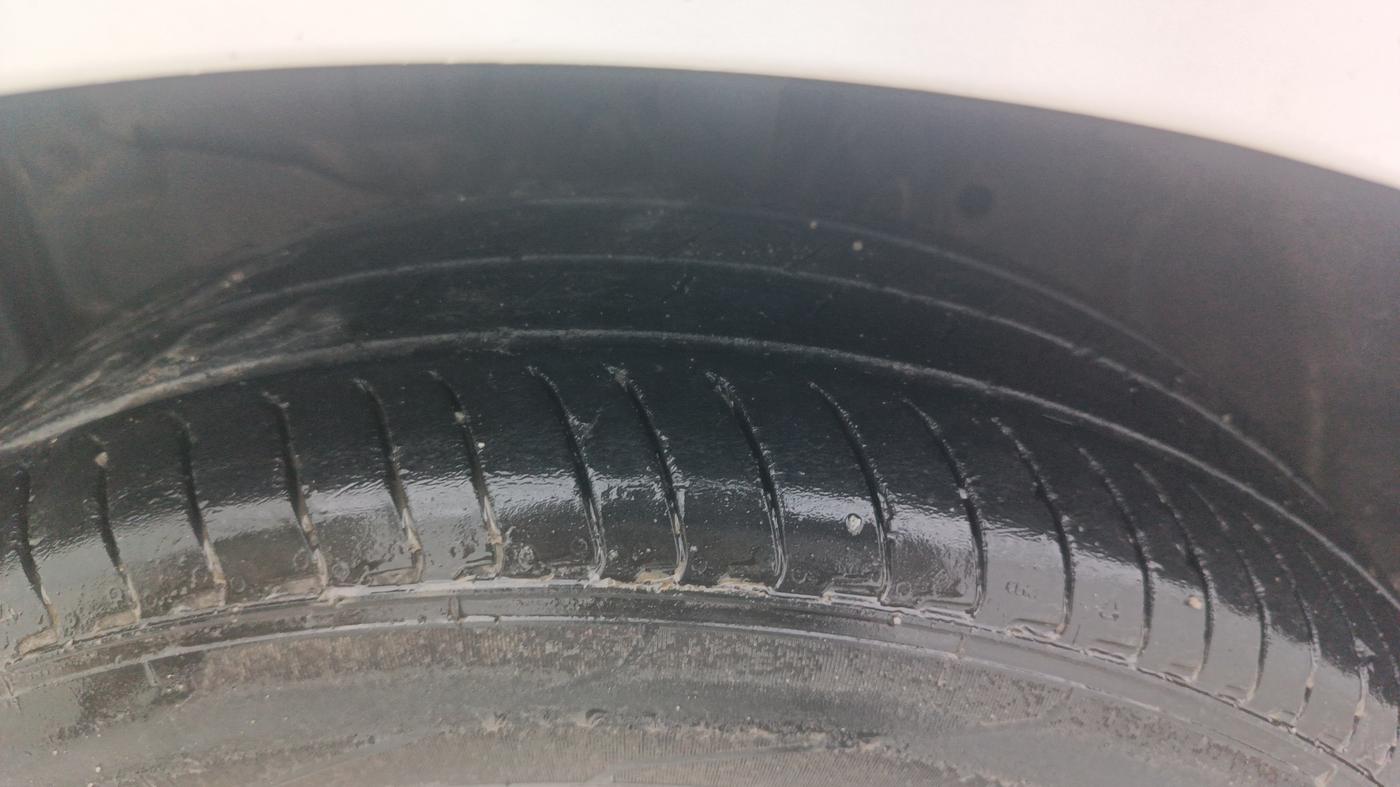 2018 Honda Jazz 1.2L I-VTEC V, Petrol, Manual, 72,397 km, Left Front Tyre Tread