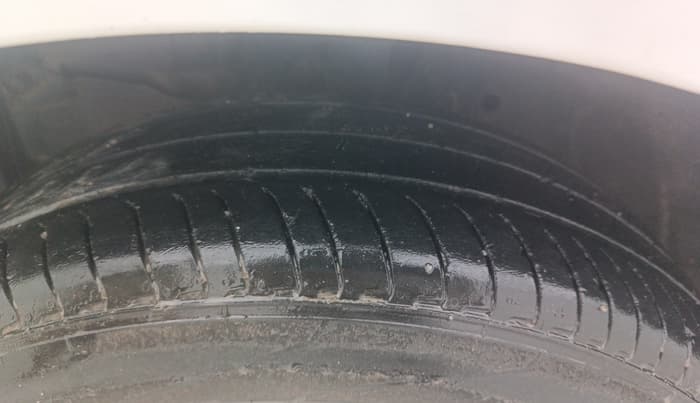 2018 Honda Jazz 1.2L I-VTEC V, Petrol, Manual, 72,397 km, Left Front Tyre Tread