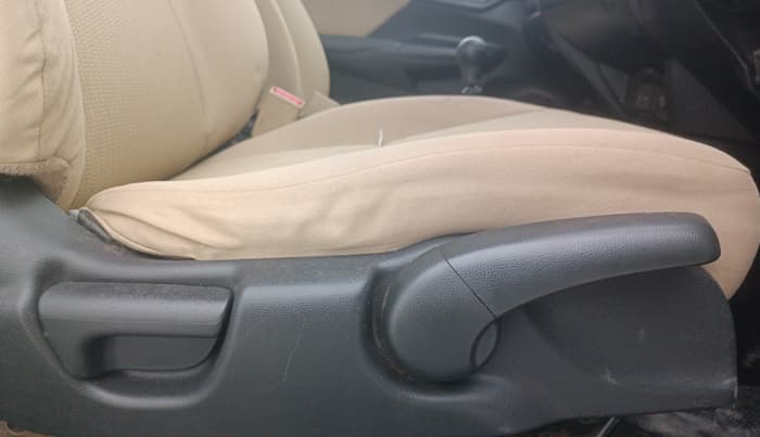 2018 Honda Jazz 1.2L I-VTEC V, Petrol, Manual, 72,397 km, Driver Side Adjustment Panel