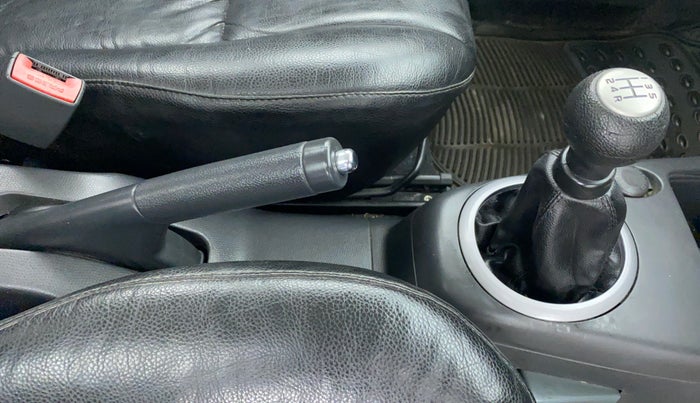 2010 Maruti Swift VXI D, Petrol, Manual, 21,660 km, Gear Lever