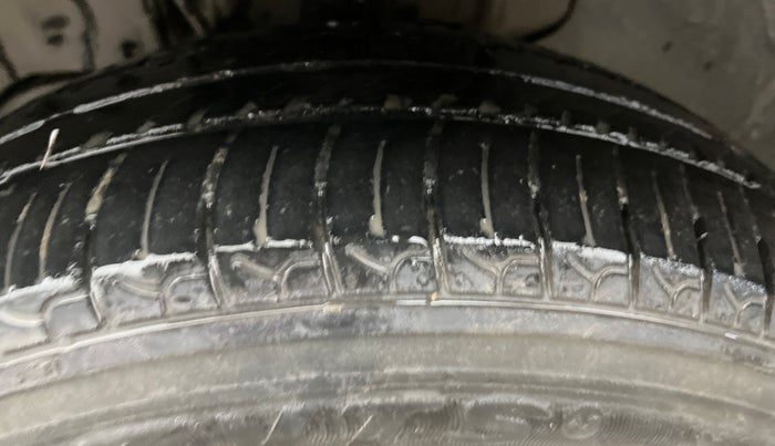 2019 Tata Tiago XZ PETROL, CNG, Manual, 1,13,145 km, Left Front Tyre Tread
