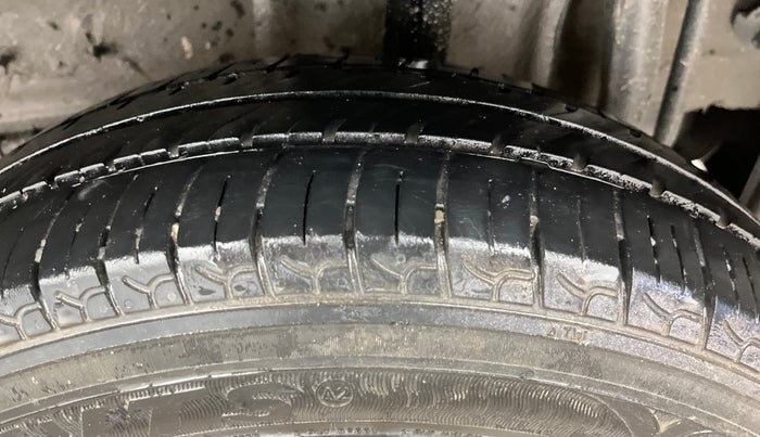 2019 Tata Tiago XZ PETROL, CNG, Manual, 1,13,145 km, Left Rear Tyre Tread