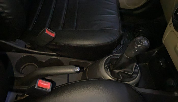 2014 Hyundai Elite i20 MAGNA 1.4 CRDI, Diesel, Manual, 88,426 km, Gear Lever