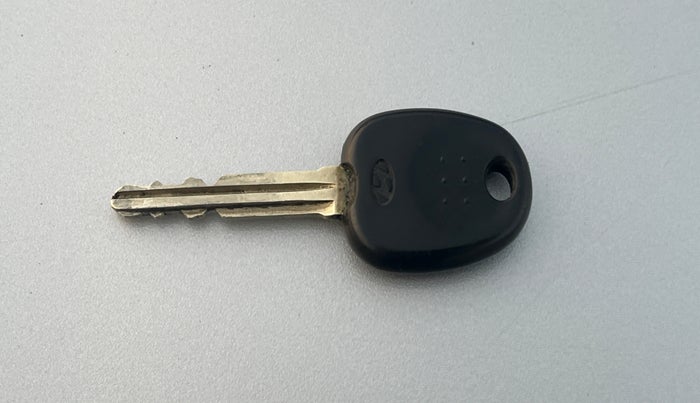 2015 Hyundai Eon MAGNA +, Petrol, Manual, 93,688 km, Key Close Up