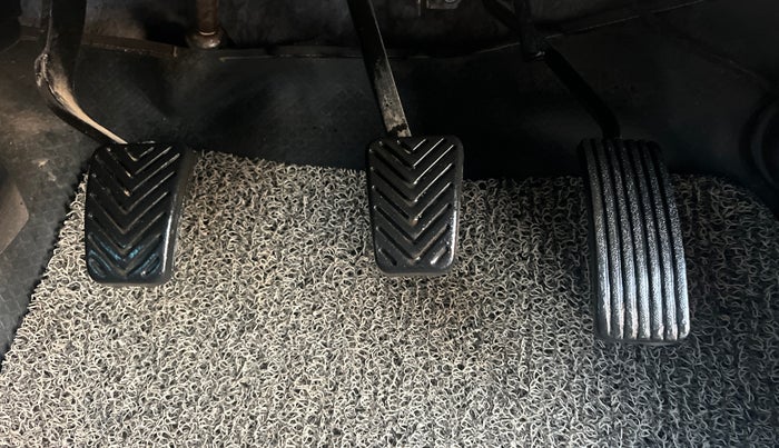 2015 Hyundai Eon MAGNA +, Petrol, Manual, 93,688 km, Pedals