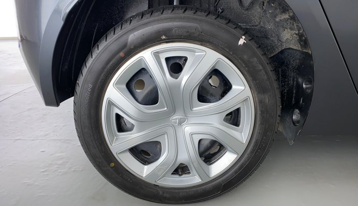2021 Tata ALTROZ XM+ 1.2 RTN, Petrol, Manual, 8,005 km, Right Rear Wheel