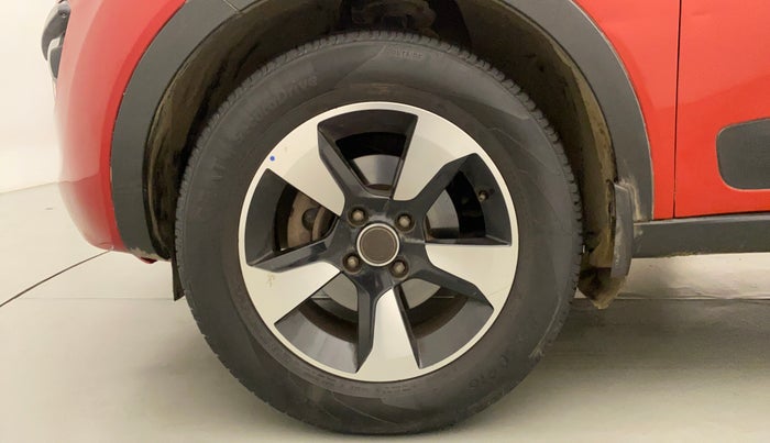 2018 Tata NEXON XZA PLUS DIESEL DUAL TONE, Diesel, Automatic, 1,04,792 km, Left Front Wheel