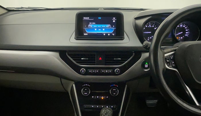 2018 Tata NEXON XZA PLUS DIESEL DUAL TONE, Diesel, Automatic, 1,04,792 km, Air Conditioner
