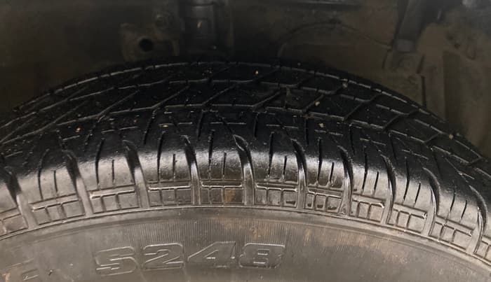 2016 Maruti Swift Dzire VXI (O), Petrol, Manual, 80,508 km, Right Front Tyre Tread