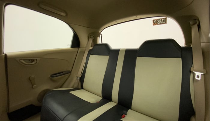 2013 Honda Brio EX MT, Petrol, Manual, 58,287 km, Right Side Rear Door Cabin