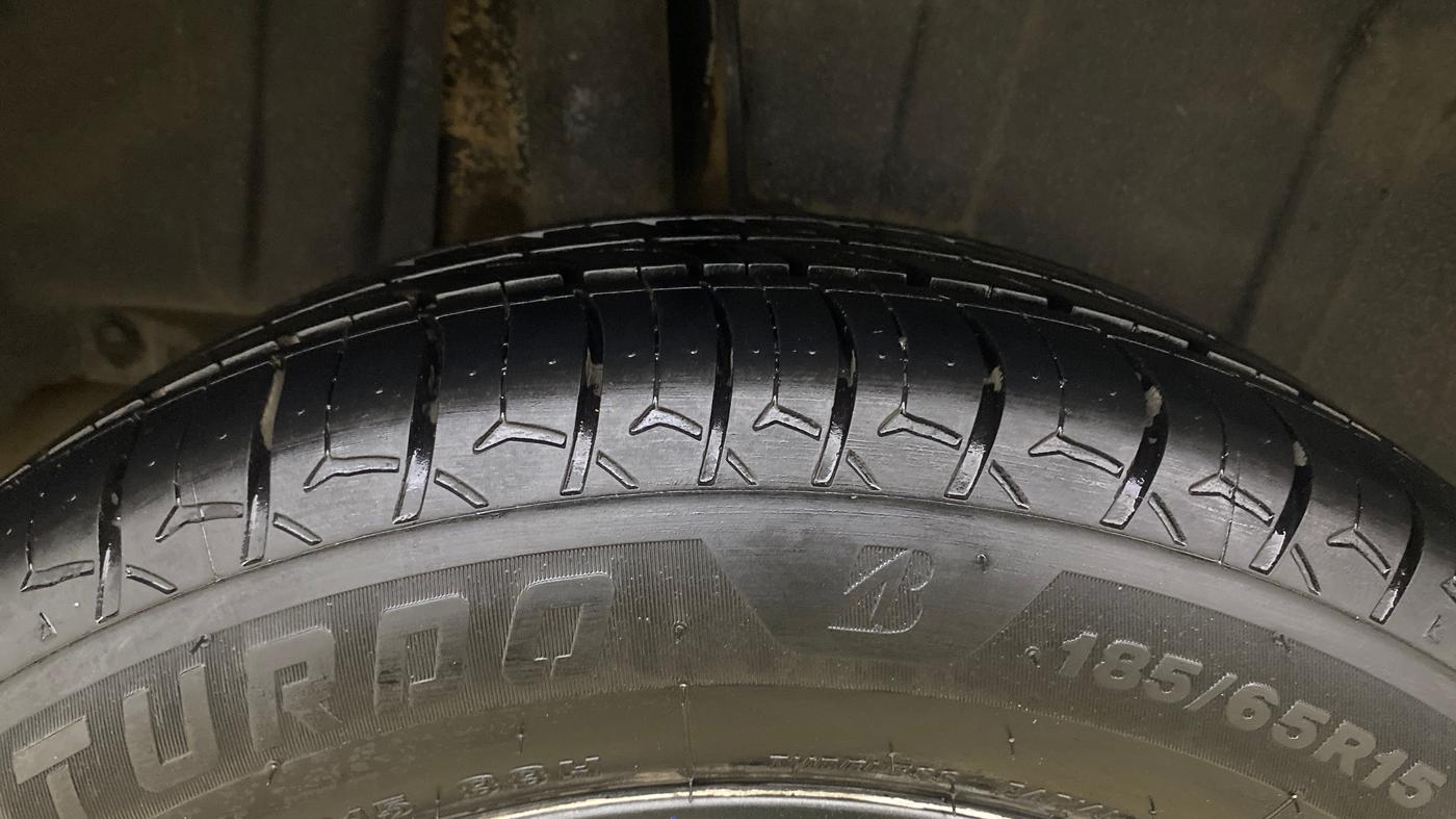 2019 Maruti XL6 ALPHA AT, Petrol, Automatic, 76,744 km, Right Rear Tyre Tread