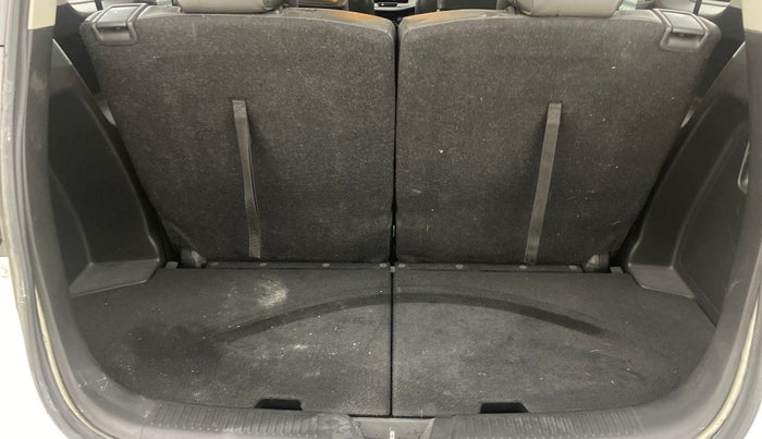 2019 Maruti XL6 ALPHA AT, Petrol, Automatic, 76,744 km, Boot Inside