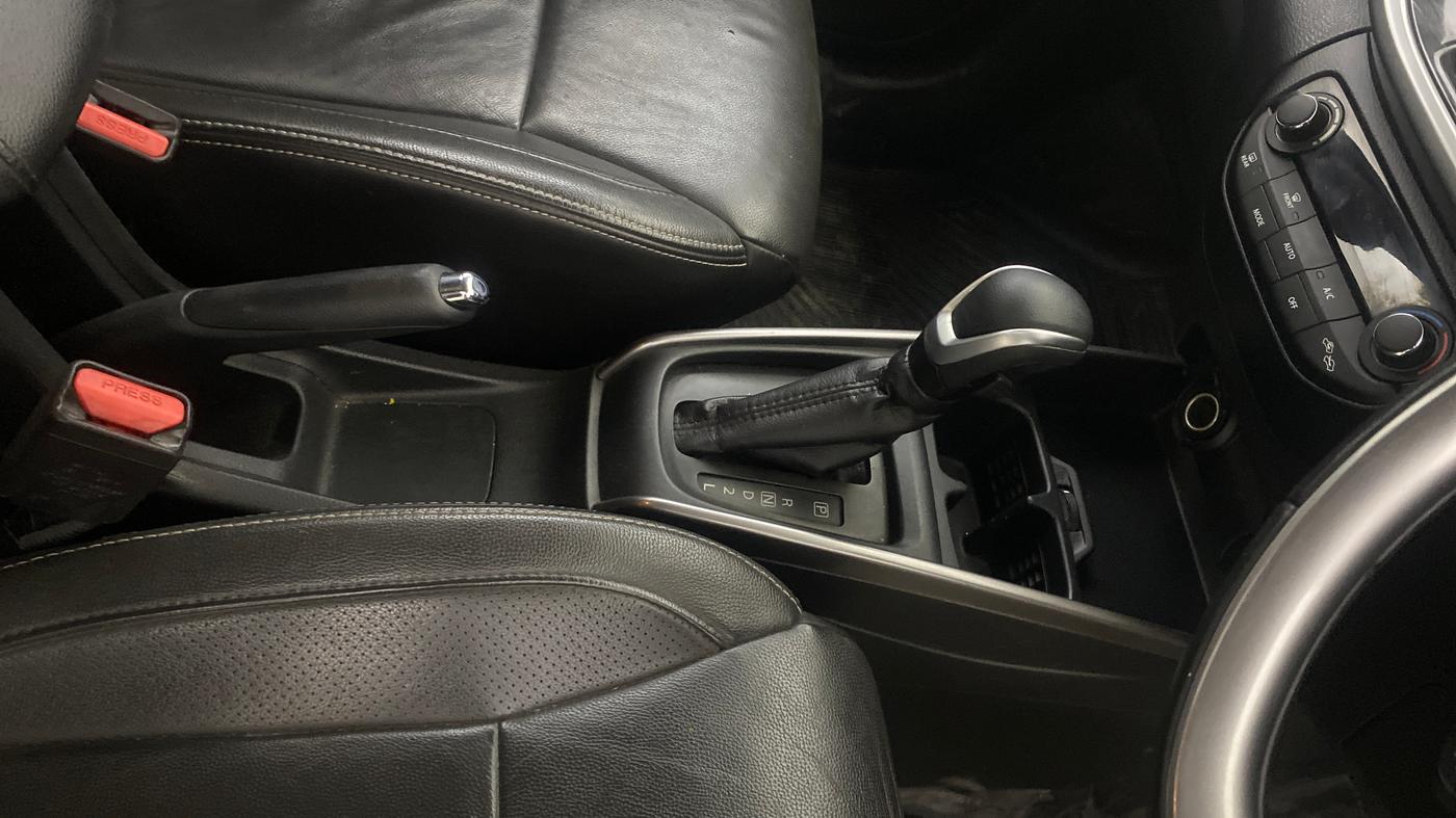 2019 Maruti XL6 ALPHA AT, Petrol, Automatic, 76,744 km, Gear Lever