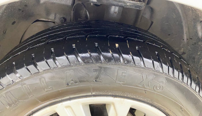 2017 Tata Tiago XZ PETROL, Petrol, Manual, 58,548 km, Left Front Tyre Tread