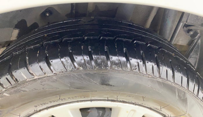 2017 Tata Tiago XZ PETROL, Petrol, Manual, 58,548 km, Left Rear Tyre Tread