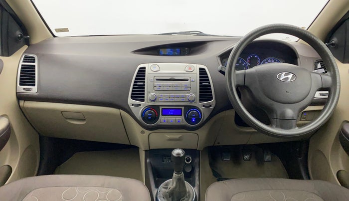 2010 Hyundai i20 MAGNA (O) 1.2, Petrol, Manual, 74,408 km, Dashboard