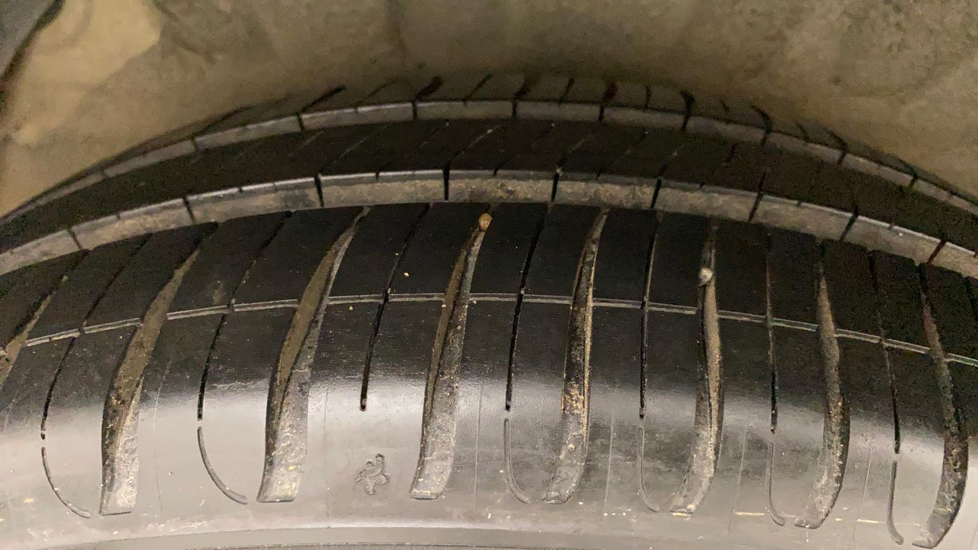 2010 Hyundai i20 MAGNA (O) 1.2, Petrol, Manual, 74,408 km, Right Rear Tyre Tread