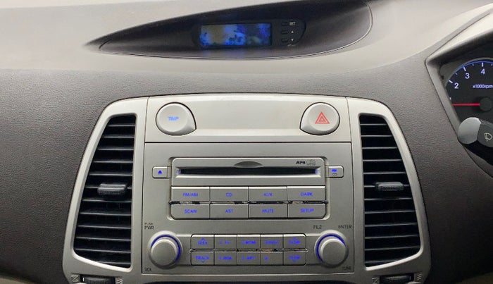 2010 Hyundai i20 MAGNA (O) 1.2, Petrol, Manual, 74,408 km, Infotainment system - AM/FM Radio - Not Working