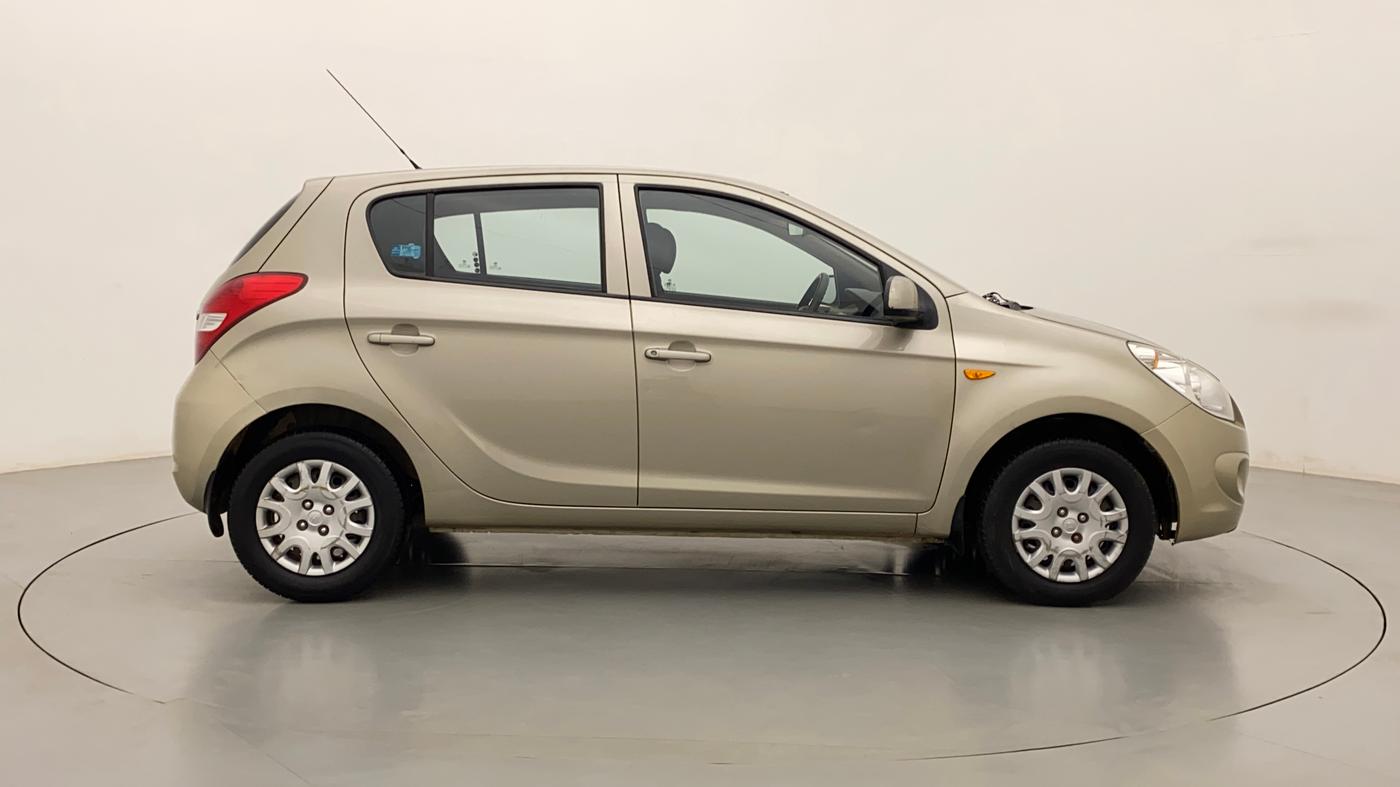 2010 Hyundai i20 MAGNA (O) 1.2, Petrol, Manual, 74,408 km, Right Side View
