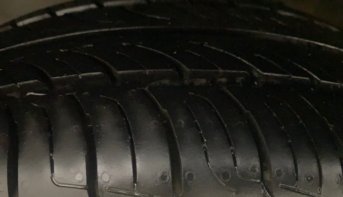 2017 Honda Jazz 1.2L I-VTEC VX, Petrol, Manual, 50,992 km, Left Front Tyre Tread