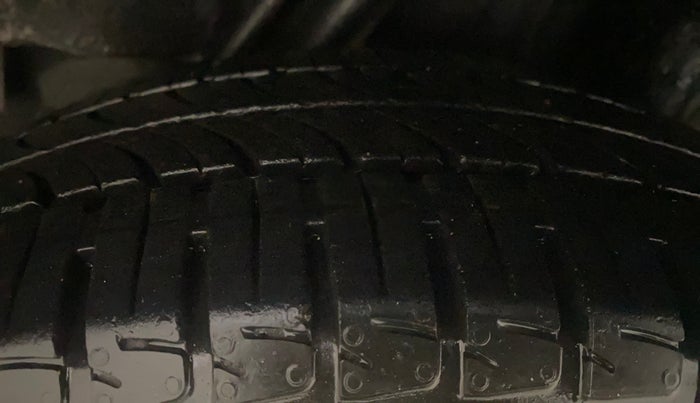 2017 Honda Jazz 1.2L I-VTEC VX, Petrol, Manual, 50,992 km, Left Rear Tyre Tread