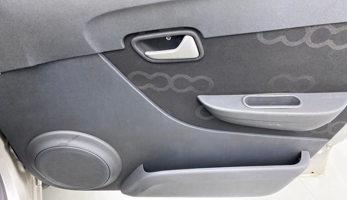 2014 Maruti Alto 800 VXI, Petrol, Manual, 27,234 km, Driver Side Door Panels Control