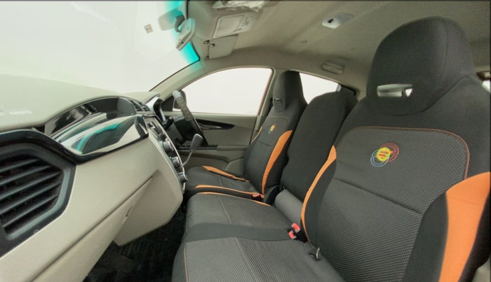 2016 Mahindra Kuv100 K6 PLUS D 6 STR, Diesel, Manual, 51,635 km, Right Side Front Door Cabin