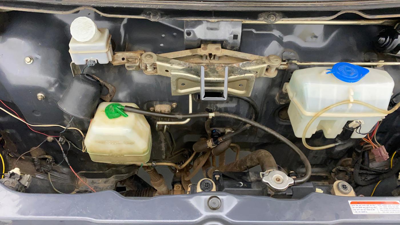 2017 Maruti Eeco 7 STR, Petrol, Manual, 60,941 km, Open Bonet